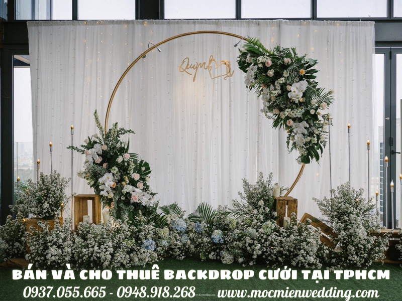 Dịch vụ trang trí backdrop cưới hoa tươi