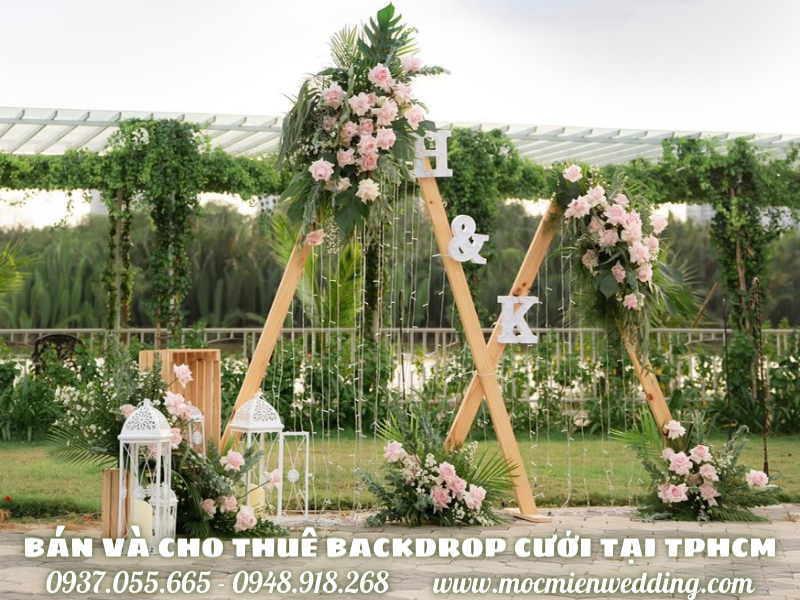 Trang trí backdrop đám cưới hoa tươi tại tphcm