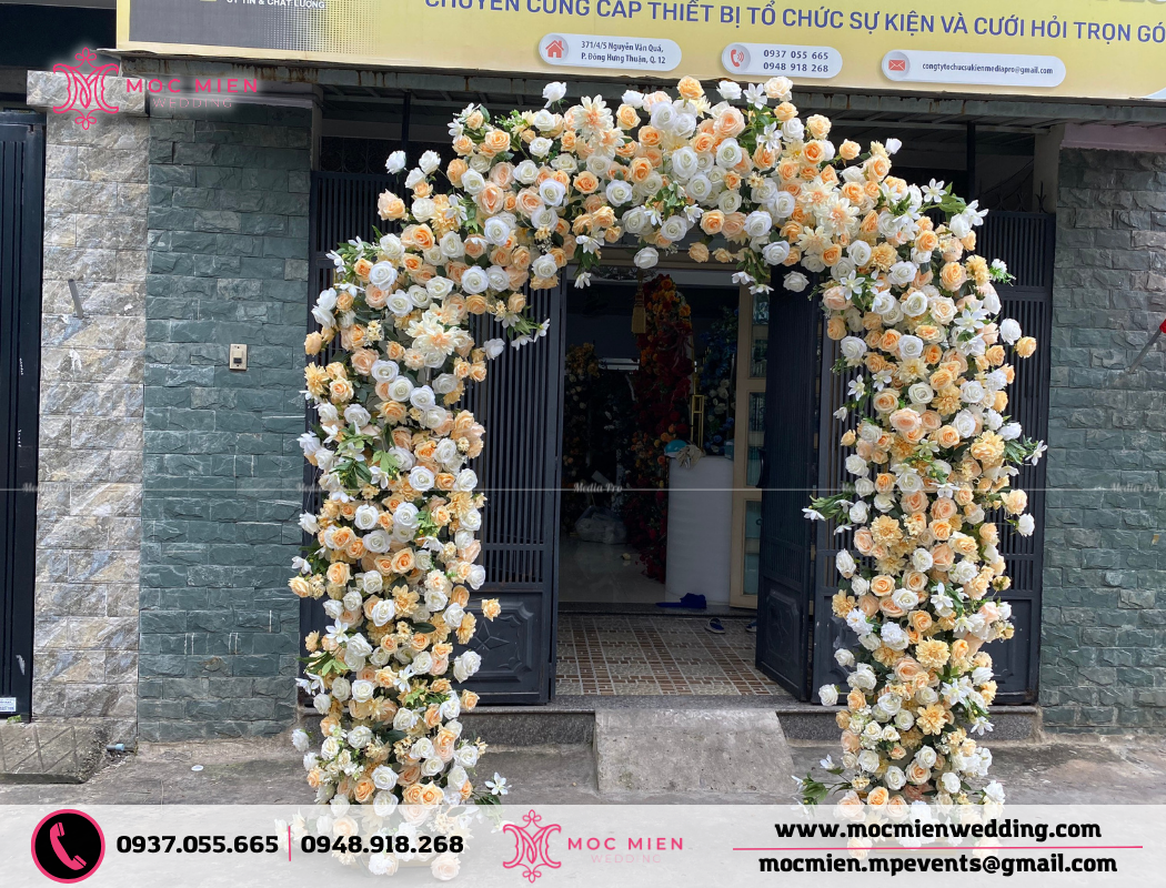 Cổng hoa cưới lụa cao cấp tông màu trắng - vàng kem