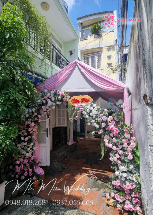 Địa chỉ bán cổng hoa đẹp tại tphcm