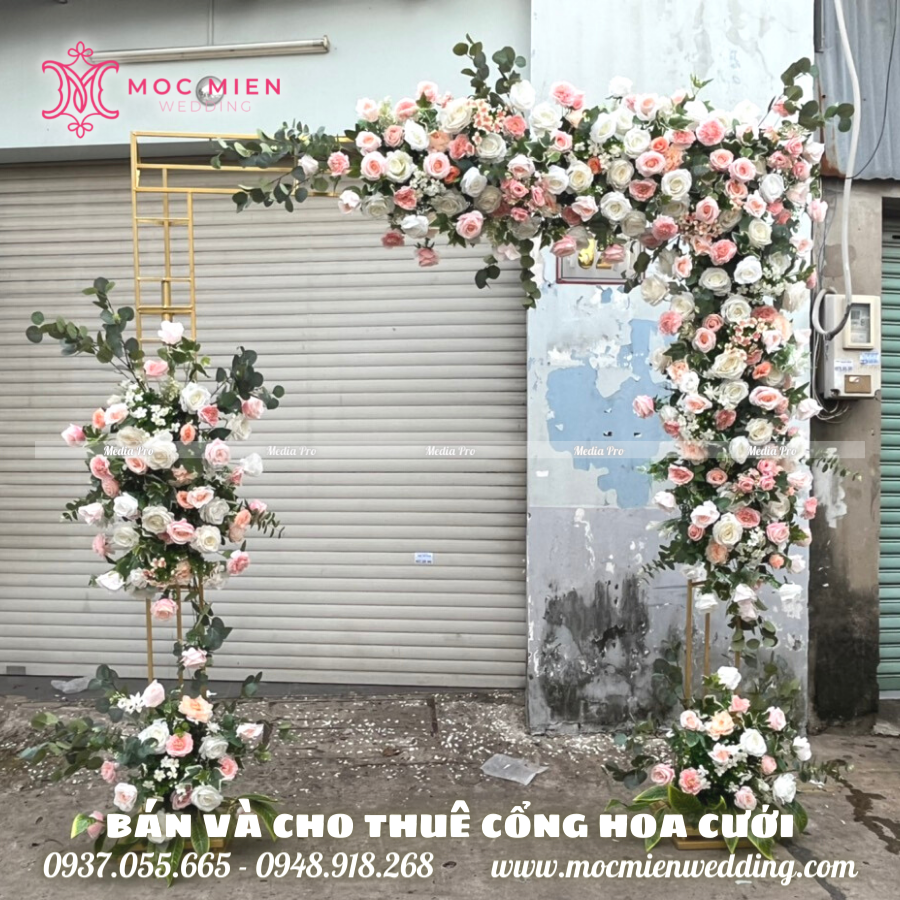 Cho thuê cổng hoa cưới tone hồng nhẹ nhàng 