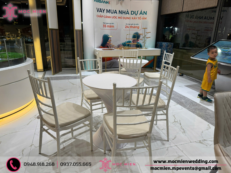 Cho thuê ghế tiffany trắng tổ chức lễ ra mắt sản phẩm tại Đồng Nai