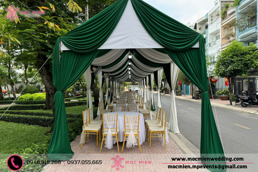 Trang trí rạp cưới tone xanh lá tại TP HCM