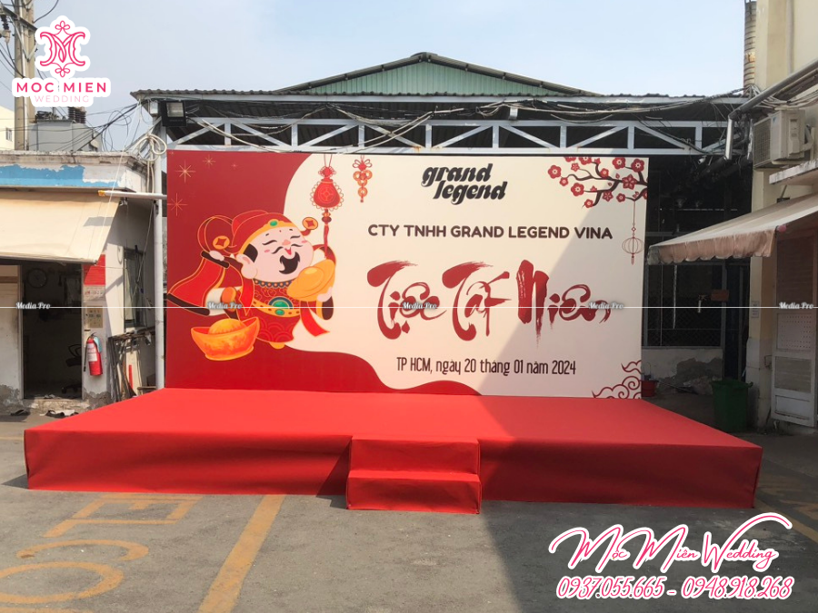 Sân khấu cho tiệc tất niên 2025