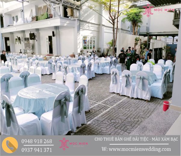 Cho thuê bàn ghế màu xám tại Bình Thạnh