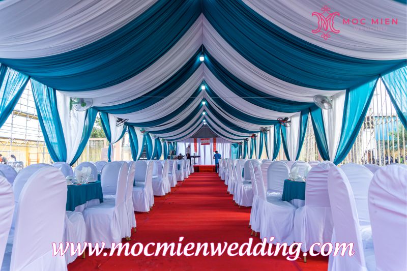 cho-thue-khung-rap-cuoi-tai-tphcm-22 Rạp cưới tông màu trắng - xanh ngọc