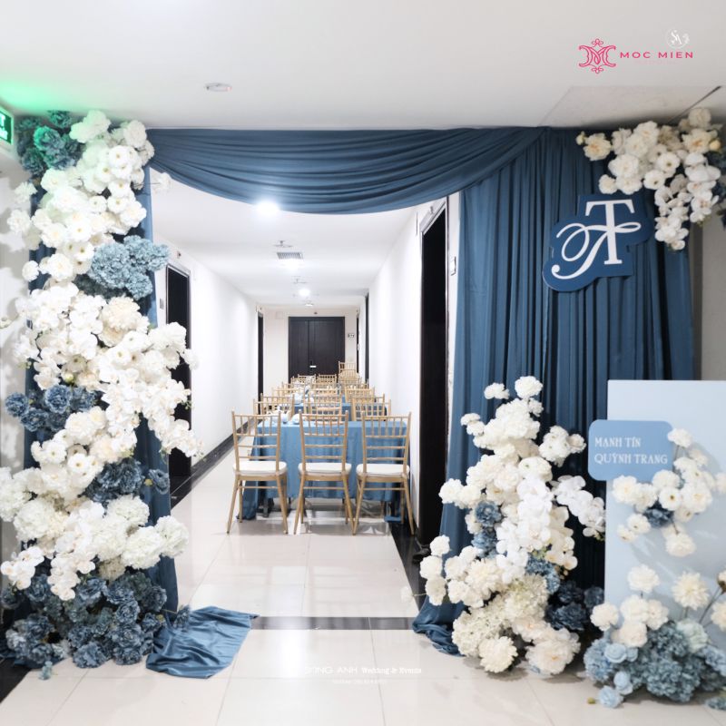 Mẫu cổng hoa cưới đẹp cho nhà chung cư