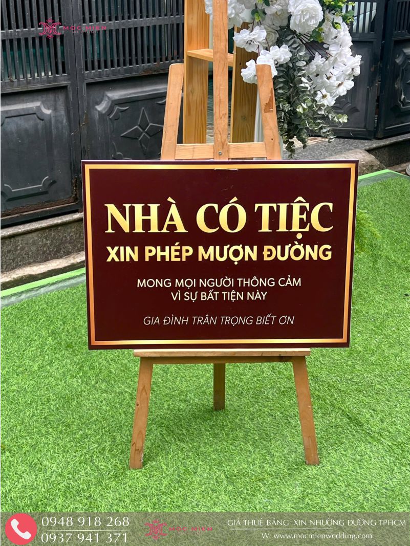 GIÁ THUÊ BẢNG XIN NHƯỜNG ĐƯỜNG TẠI TPHCM
